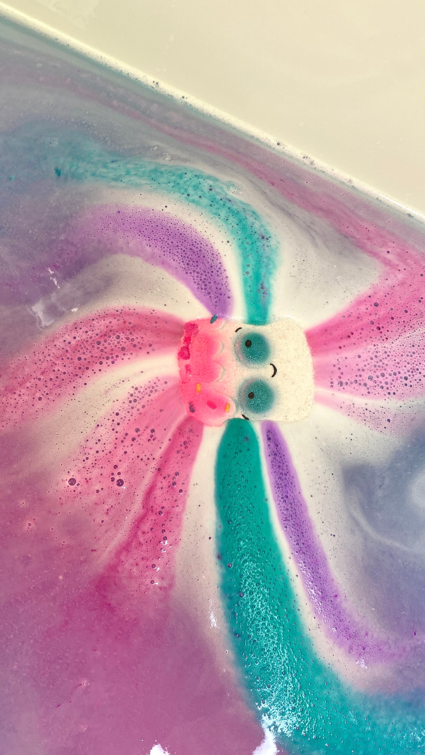 Candymallow Bath Bomb