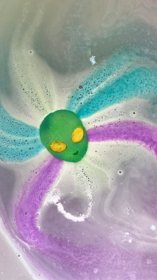 Alien Bath Bomb