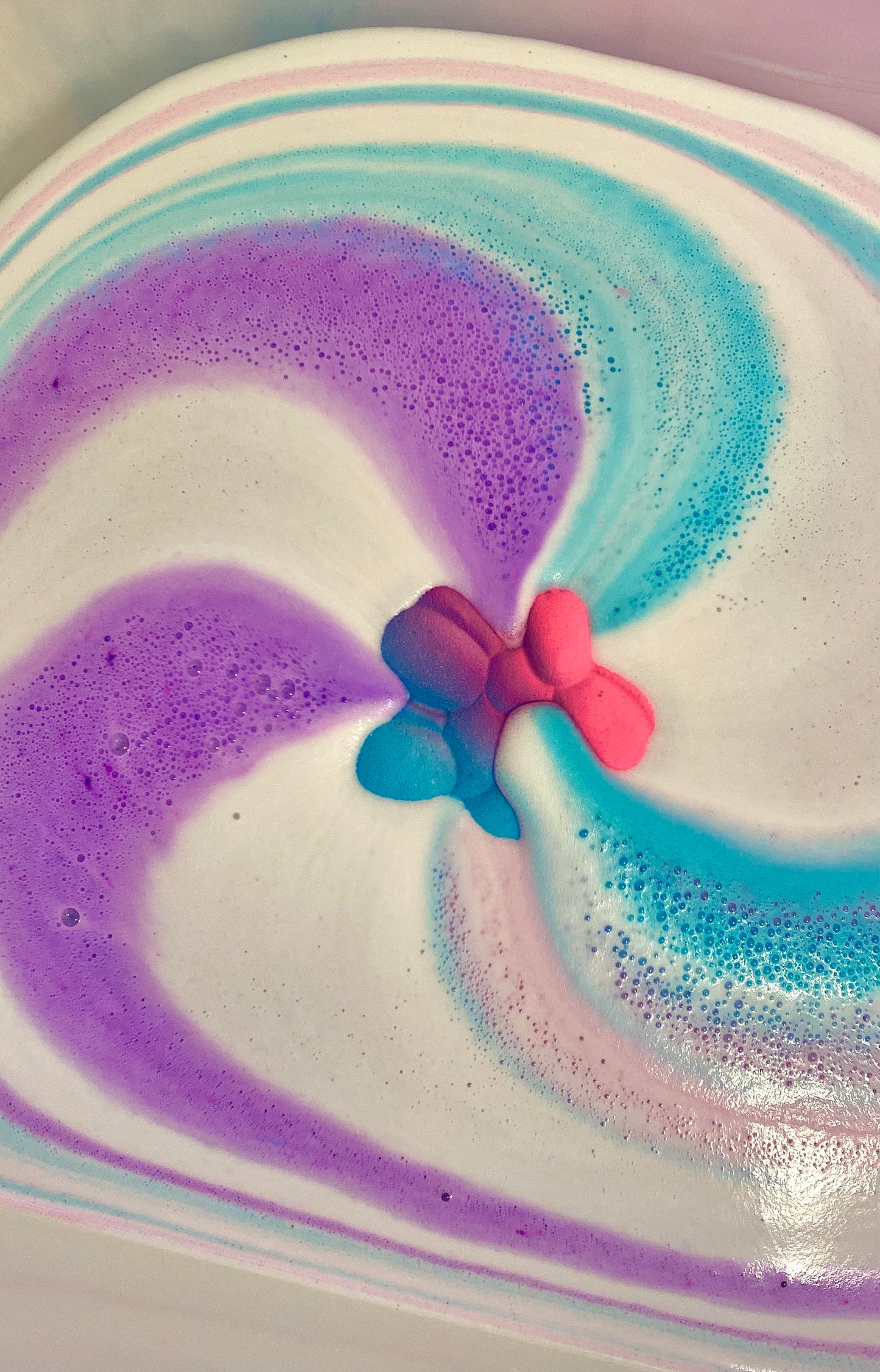 Balloon Dog Bath Bomb