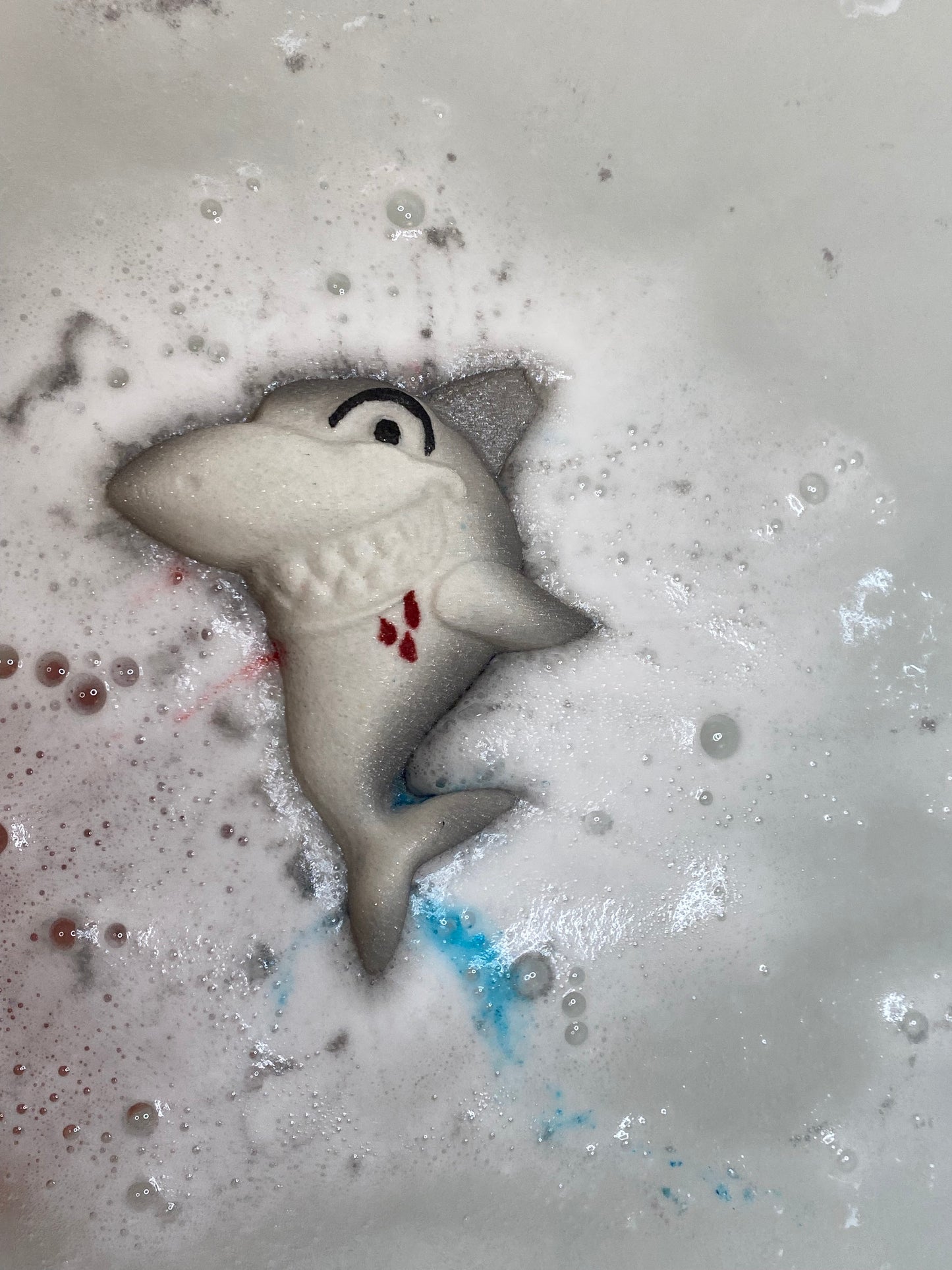 Shark Smile Bath Bomb