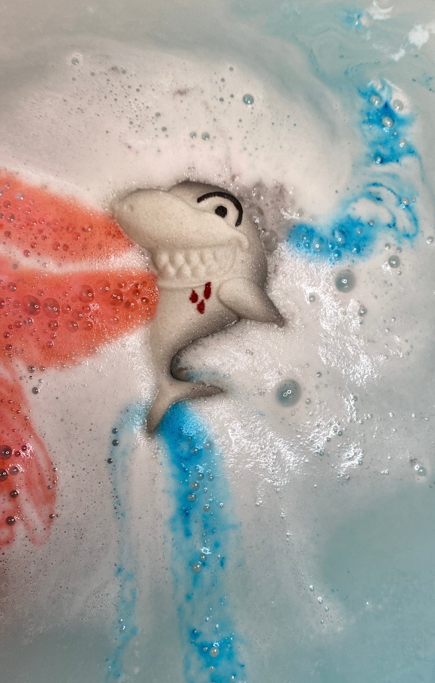 Shark Smile Bath Bomb