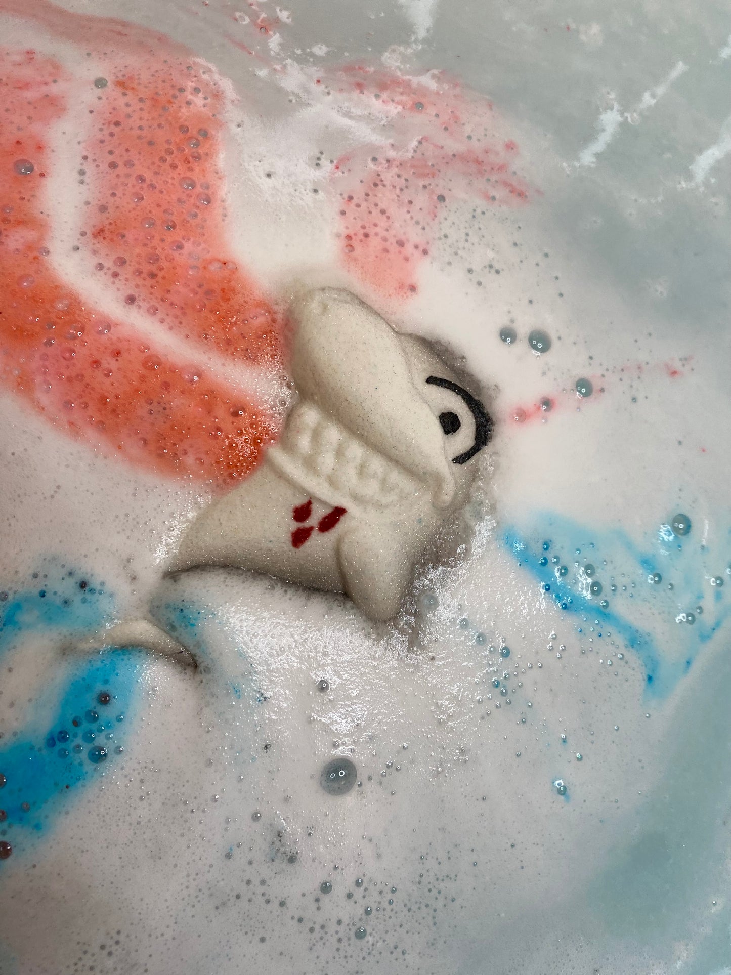 Shark Smile Bath Bomb