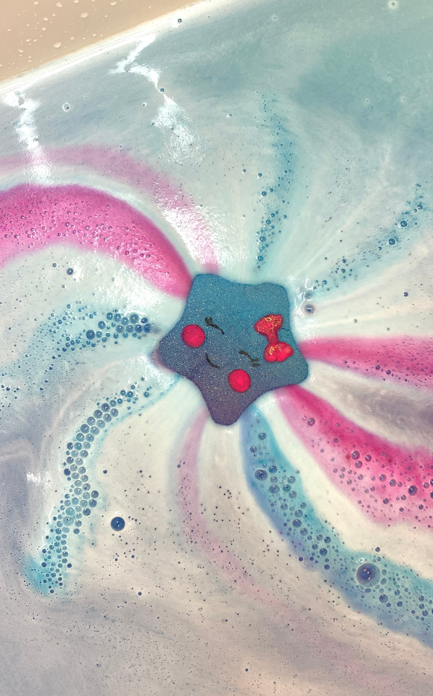 Happy Star Bath Bomb