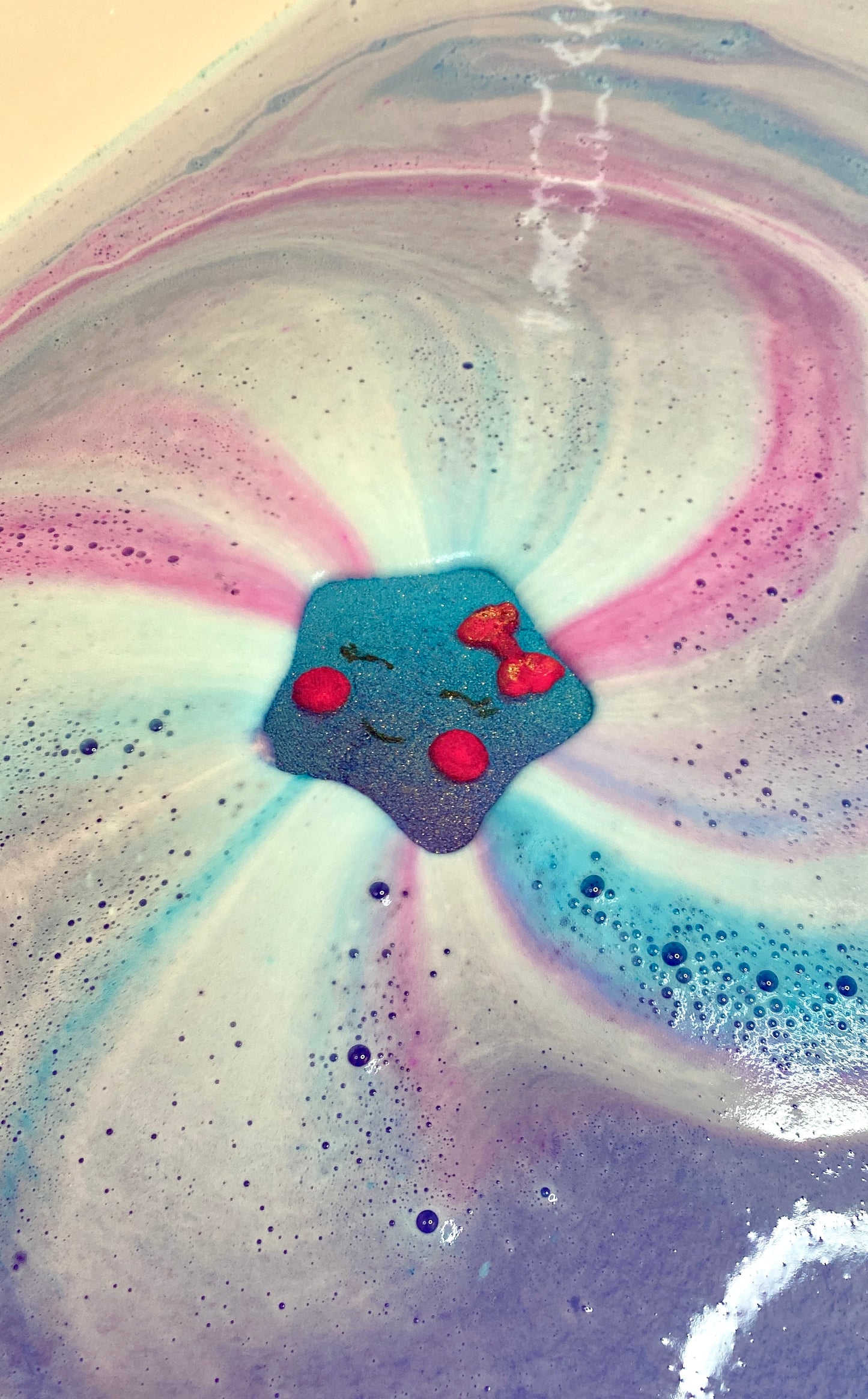 Happy Star Bath Bomb