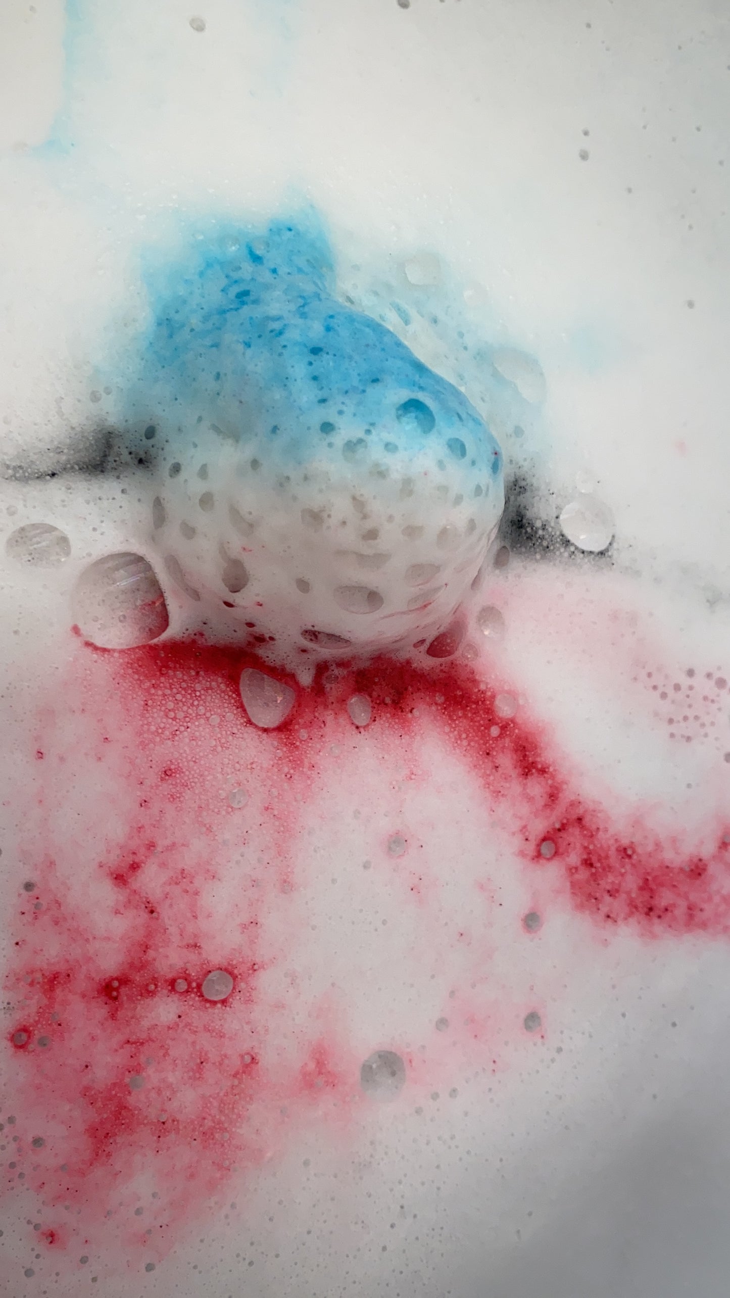 Shark Attack Bath Bomb